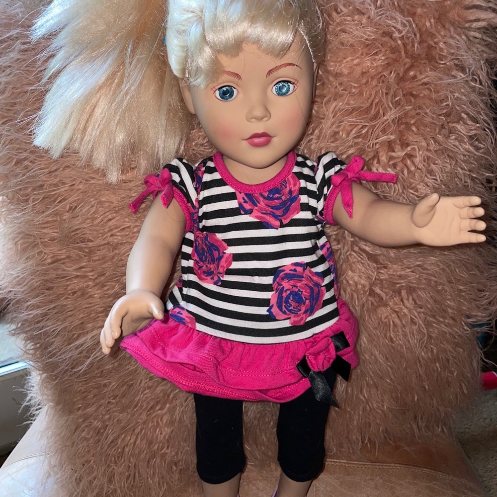 Doll 18" Madame Alexander 2009 Blonde Rare Collectible Christmas Gift